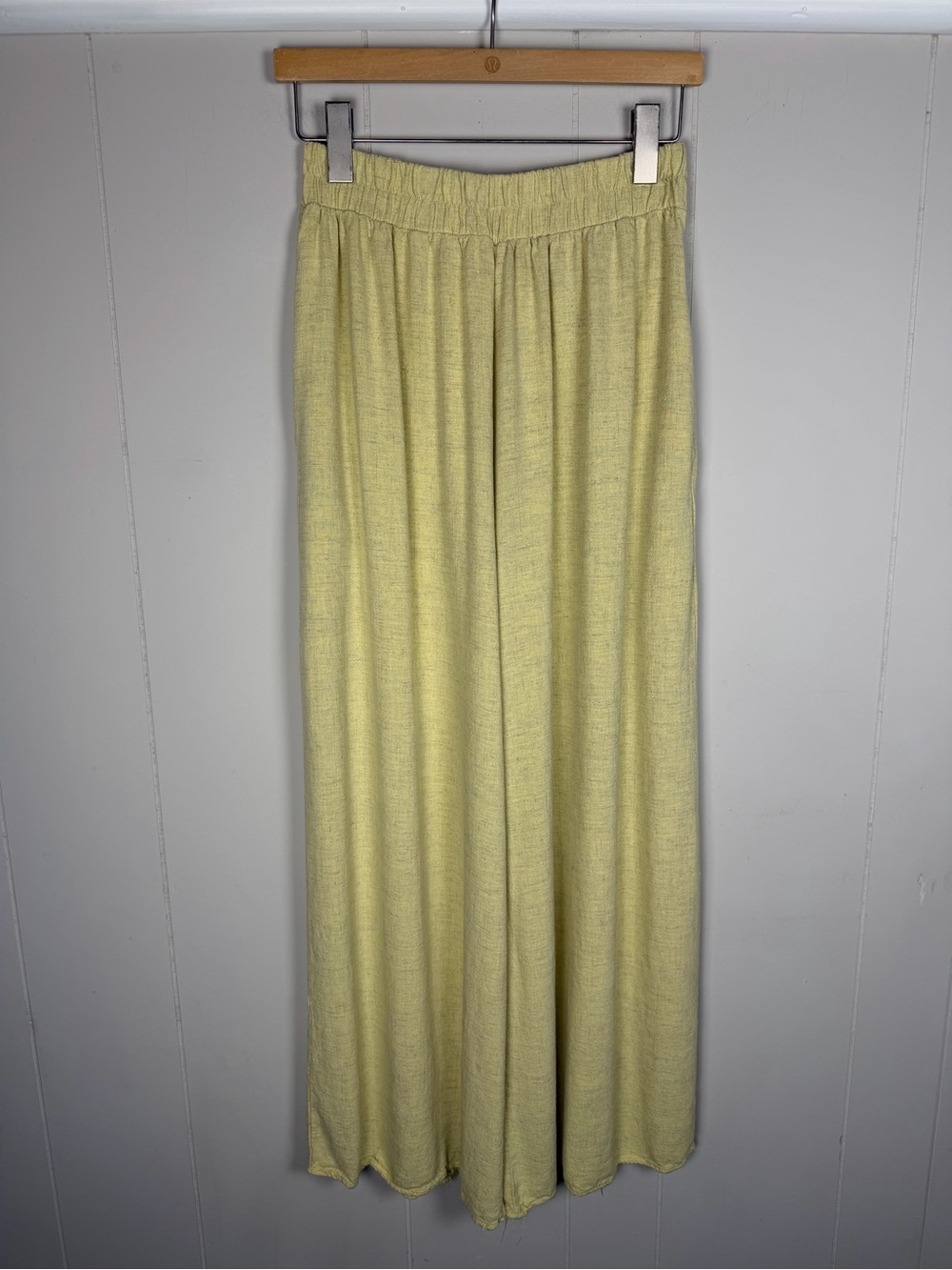 Blue Buttercup Linen Blend Light Yellow Wide Leg Flowy Pants Size Medium